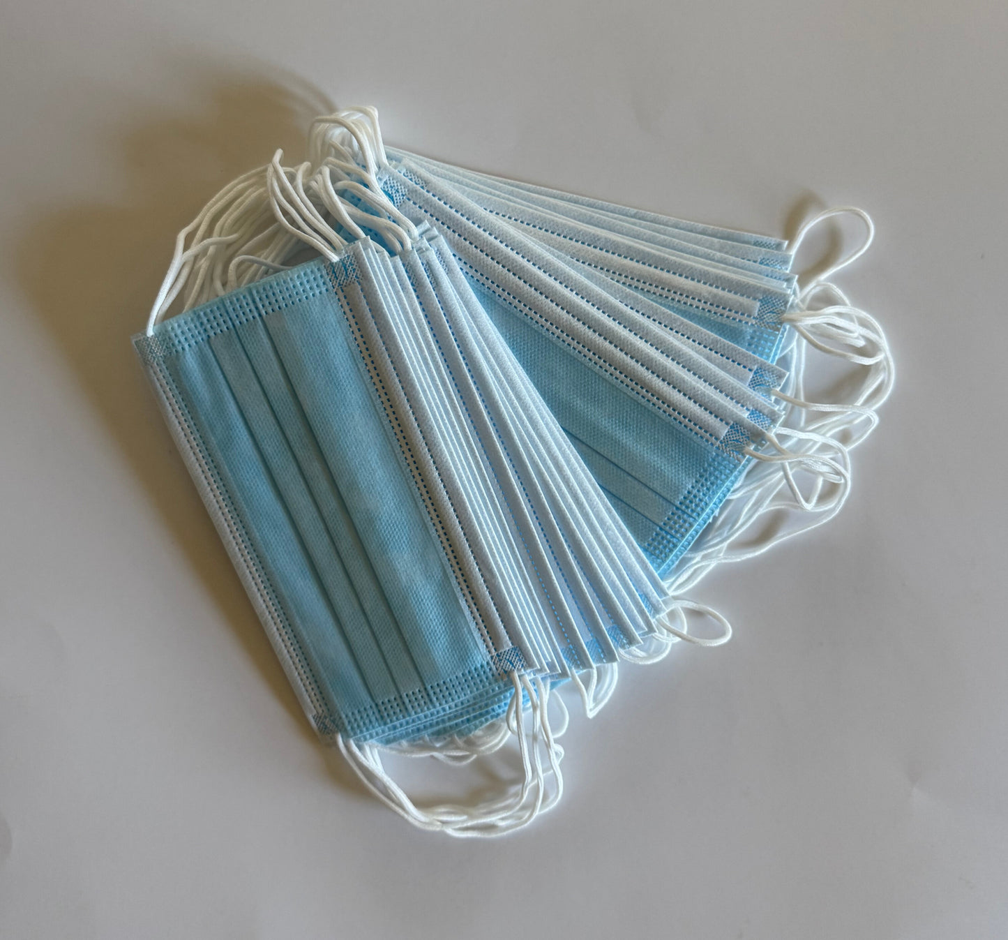 Disposable Face Masks – 50 Pack – 3-Ply with Adjustable Nosepiece – Ideal for Owl Pellet Dissections & Classroom Use